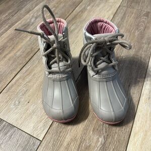 Sperry Kids Gray and Pink Boots
